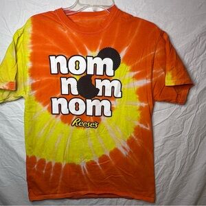 Reese’s Nom Nom Nom Tie Dye Graphic T-Shirt Women’s Small Orange Yellow